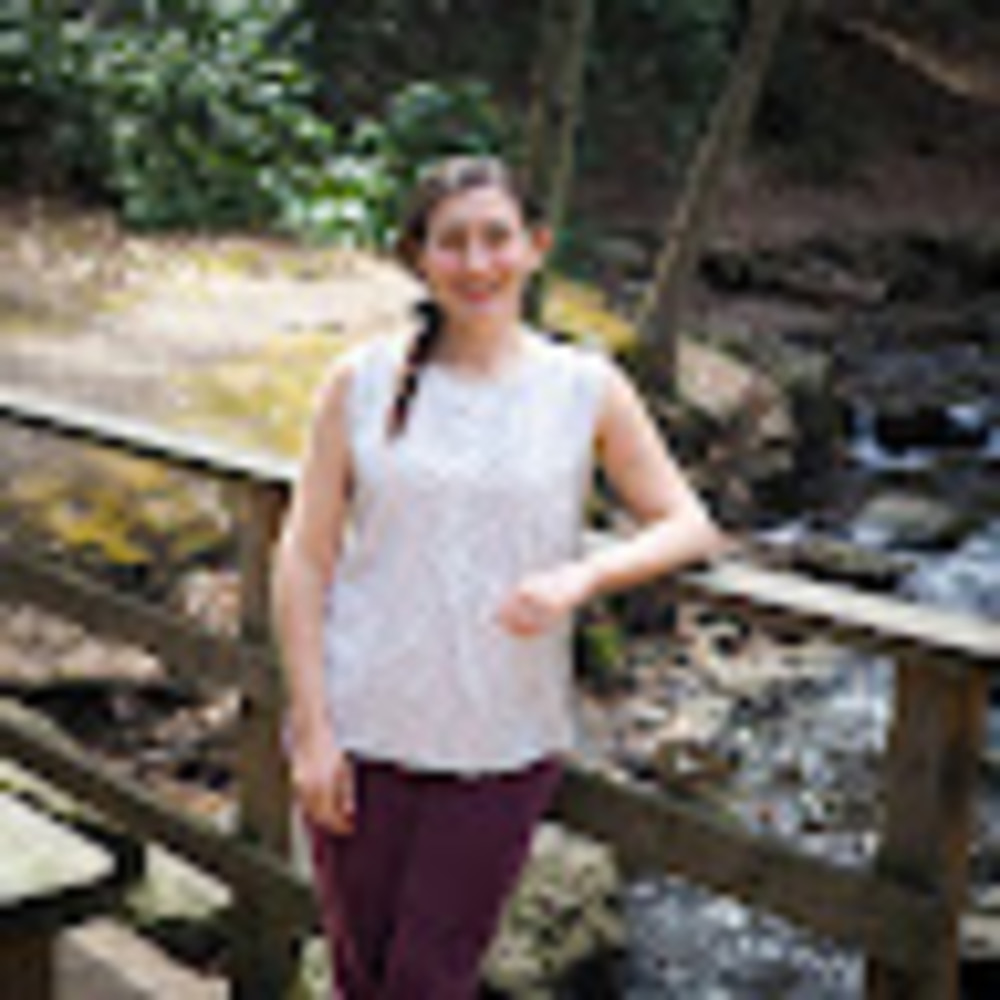 Meet your Posher, Lauren
